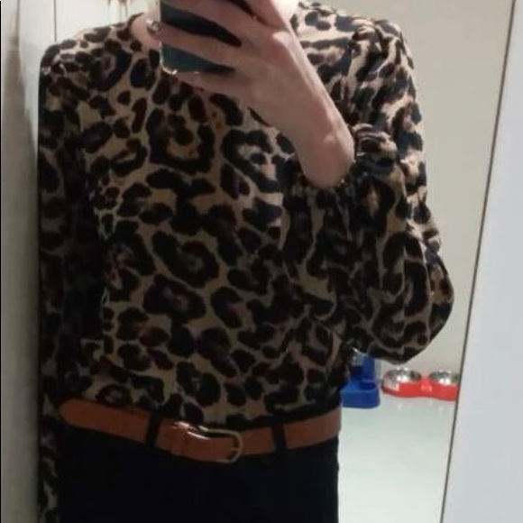 Adara Leopard Print Blouse - Picture 11 of 12